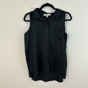 Olive + Oak Black Satin Sleeveless Button-Up Top Size Medium Collared Women's